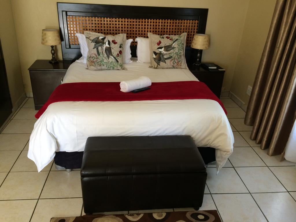 Mcbest Guest House Эрмело Экстерьер фото