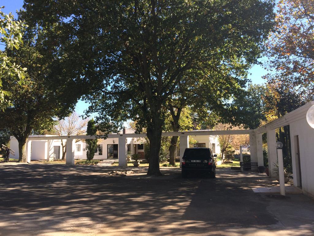 Mcbest Guest House Эрмело Экстерьер фото